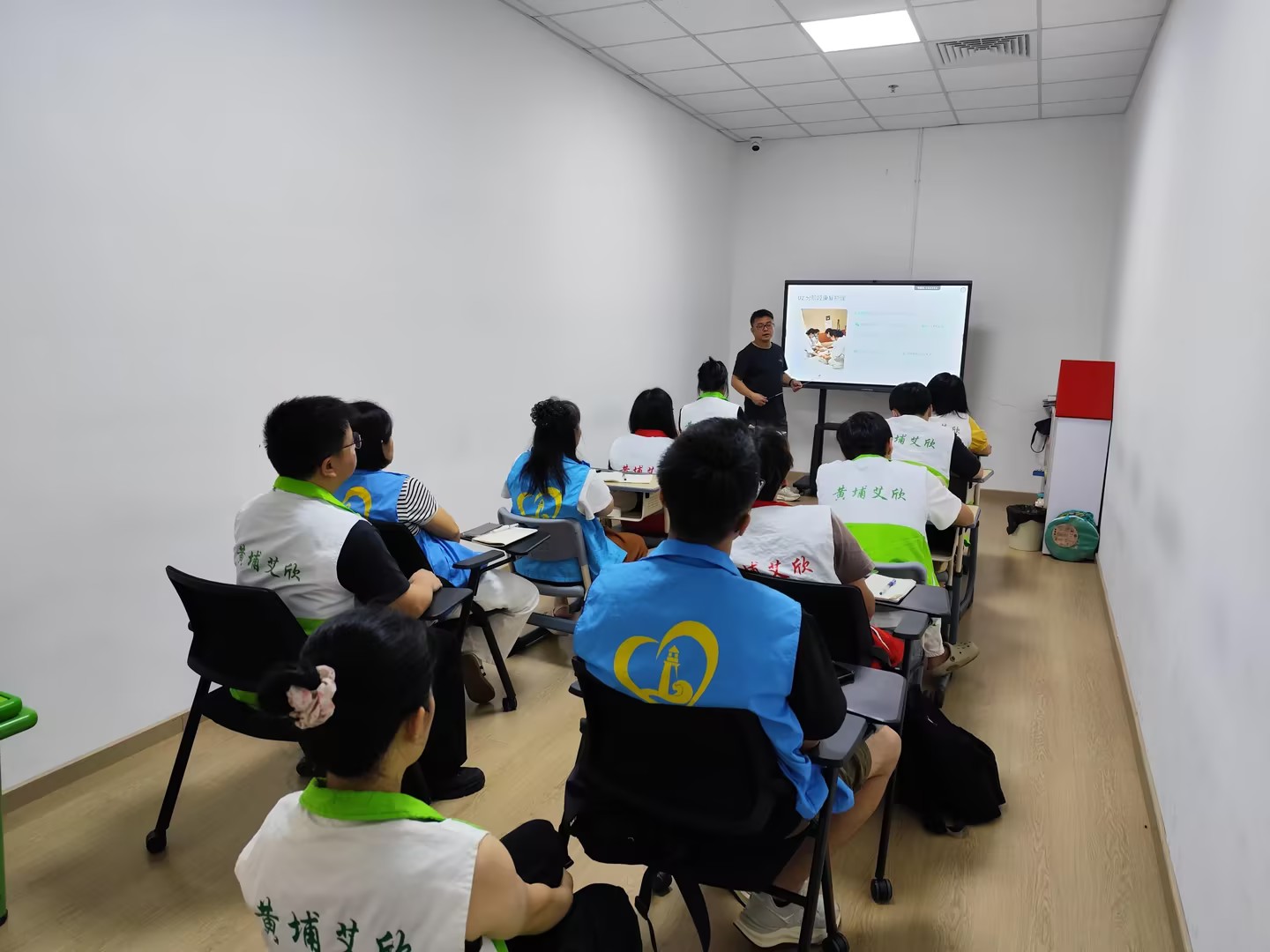 聚焦重症康复与感统评估，黄埔艾欣开展双线业务培训